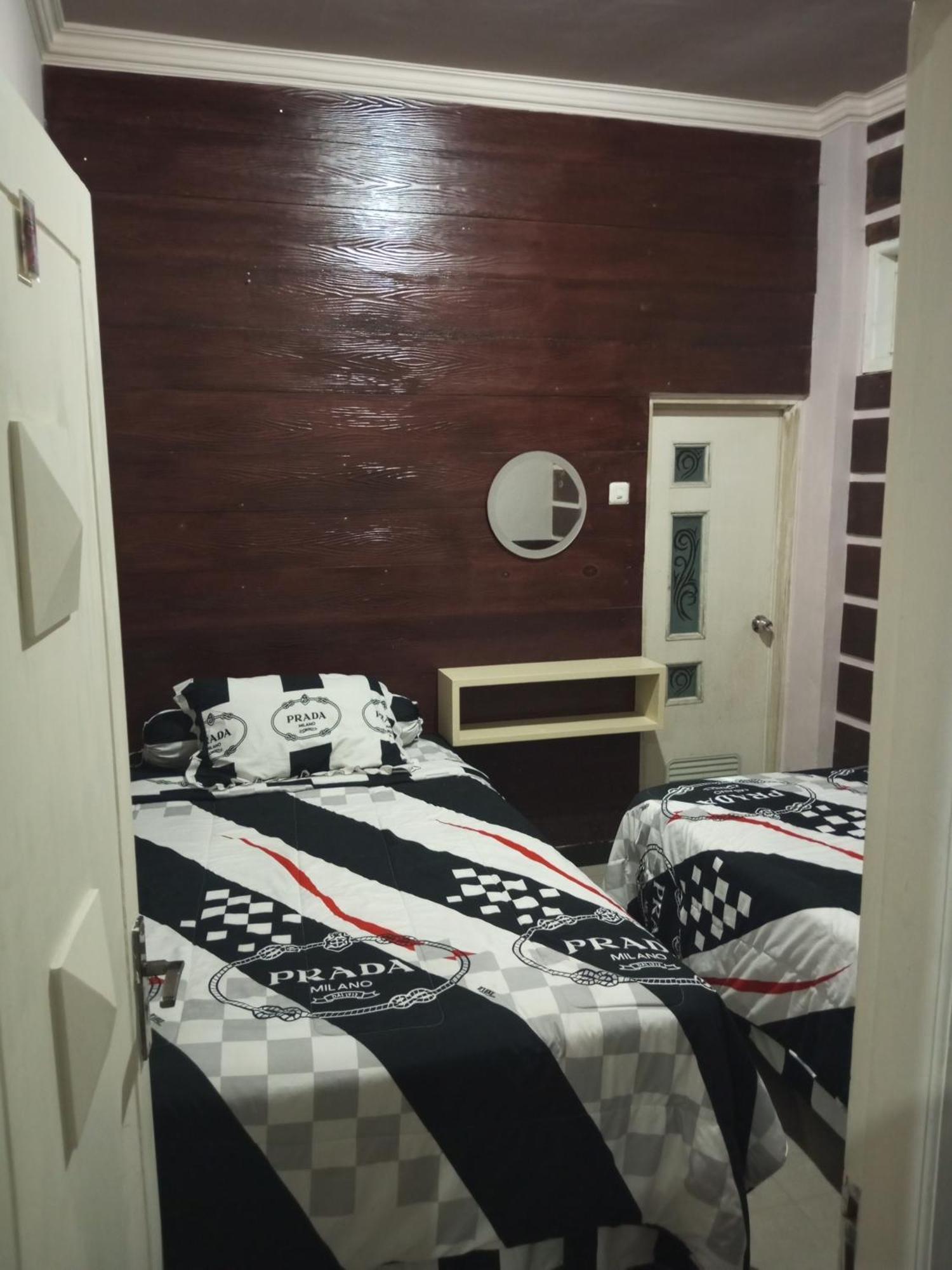 Gigafa Homestay Probolinggo Εξωτερικό φωτογραφία