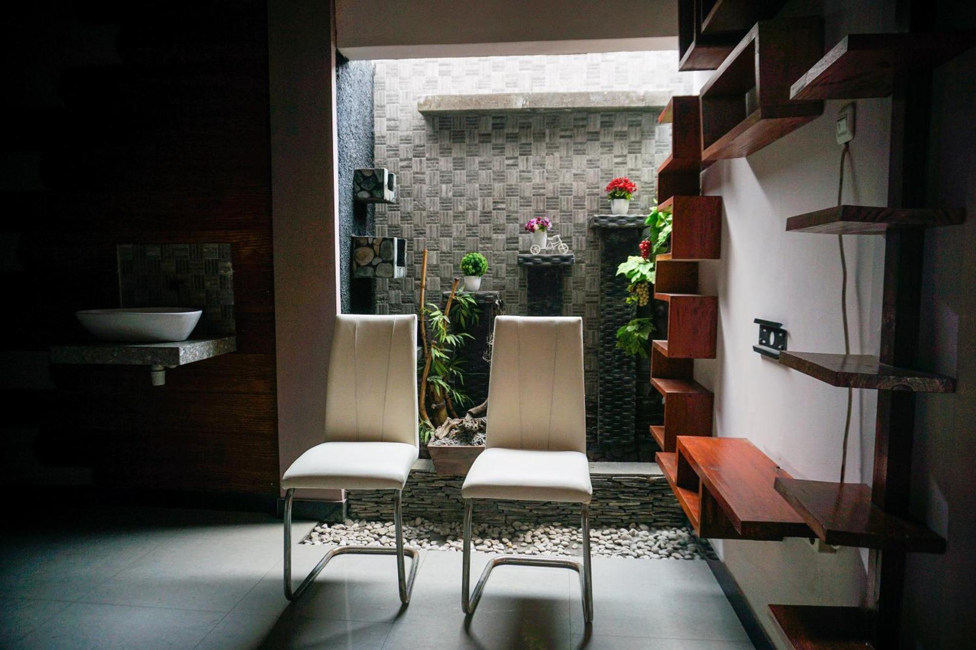 Gigafa Homestay Probolinggo Εξωτερικό φωτογραφία